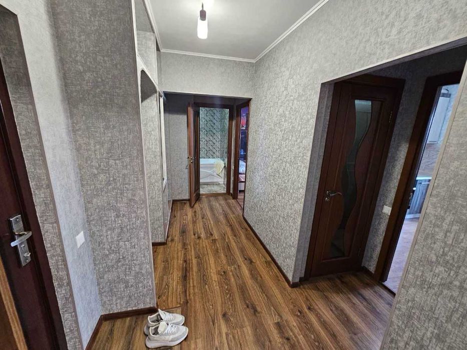 Дава се под наем Двустаен апартамент в София, Дружба 1 - 55 кв.м за 350 € - Снимка #2