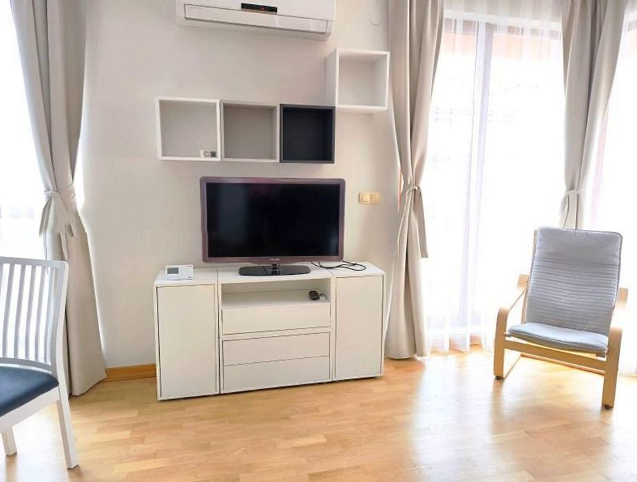 Тристаен апартамент под наем в ж.к. Драгалевци, 2218996