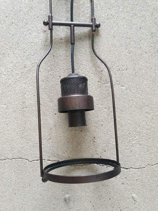 Candelabru /pendul metalic