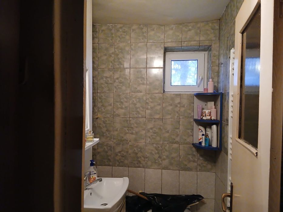 Apartament cu doua camere de inchiriat