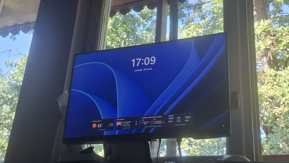 монитор для компьютера 24"