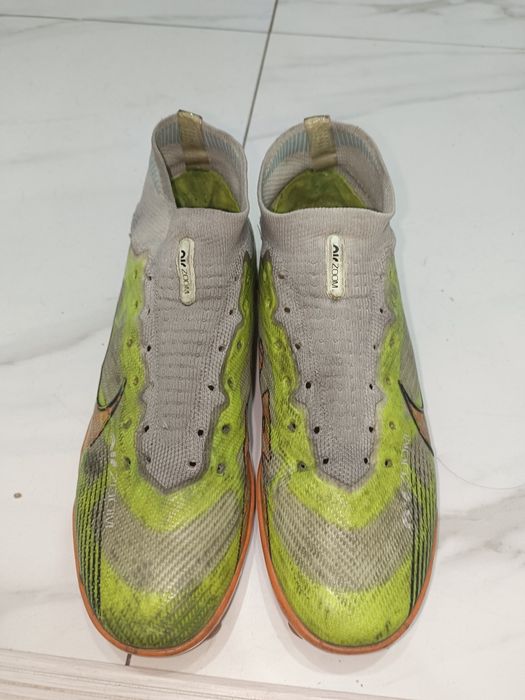 Сороконожки air zoom