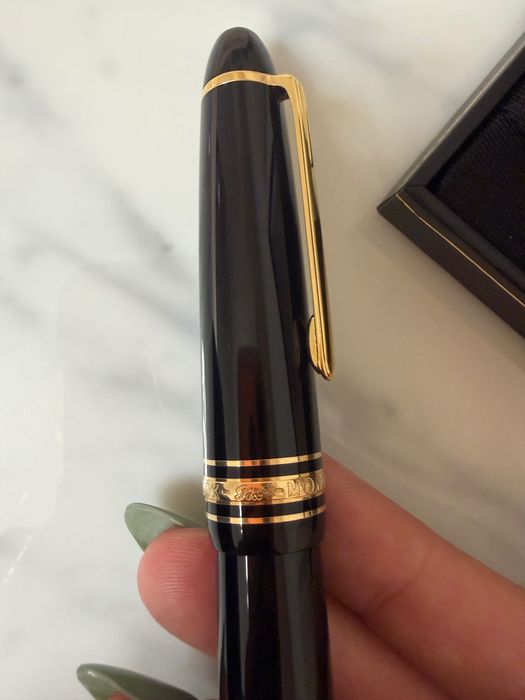 Шариковая ручка Montblanc
