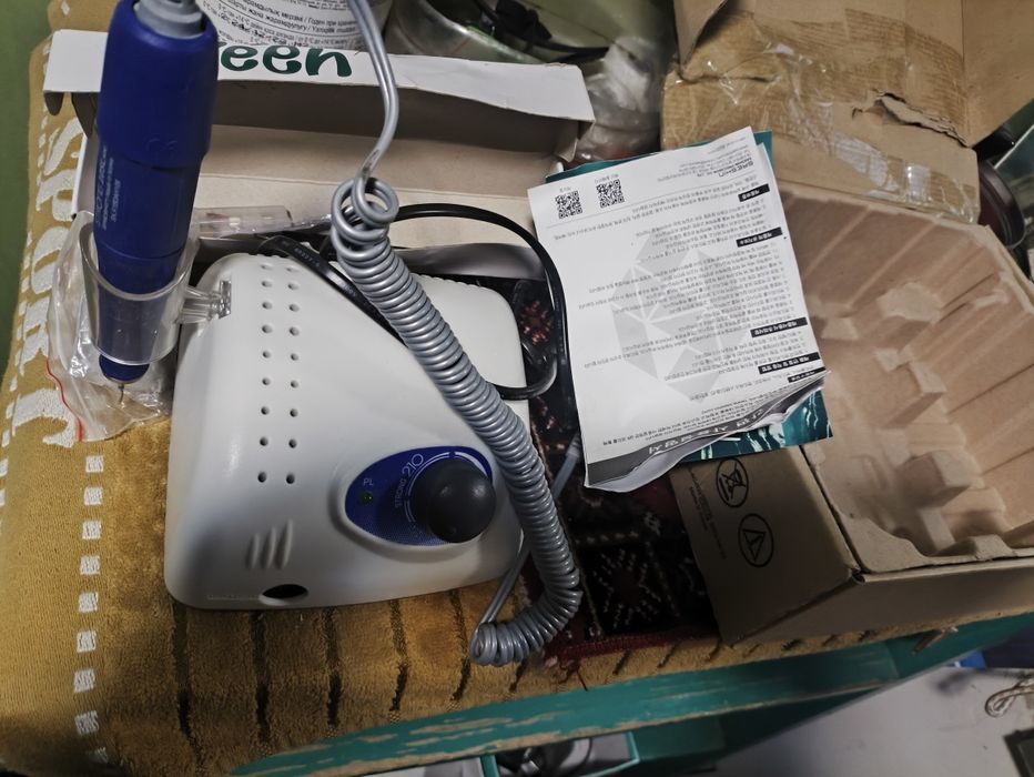 Срочно продам электро пилка для ногтей