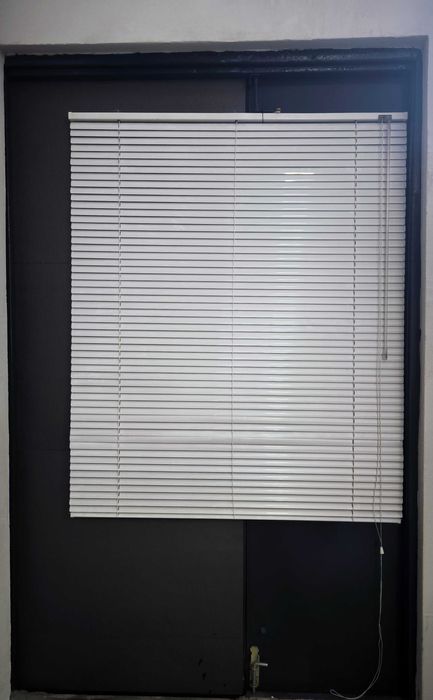 Хоризонтална алуминиева щора бяла 102см х 120см