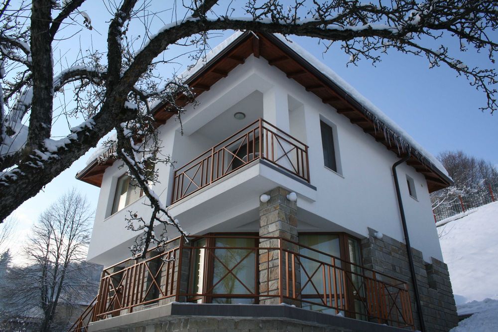 Имение с гледка към гр. Смолян