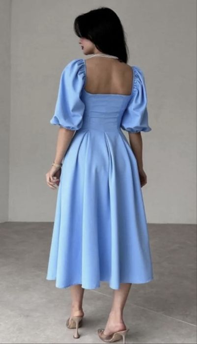 Rochie elegantă midi