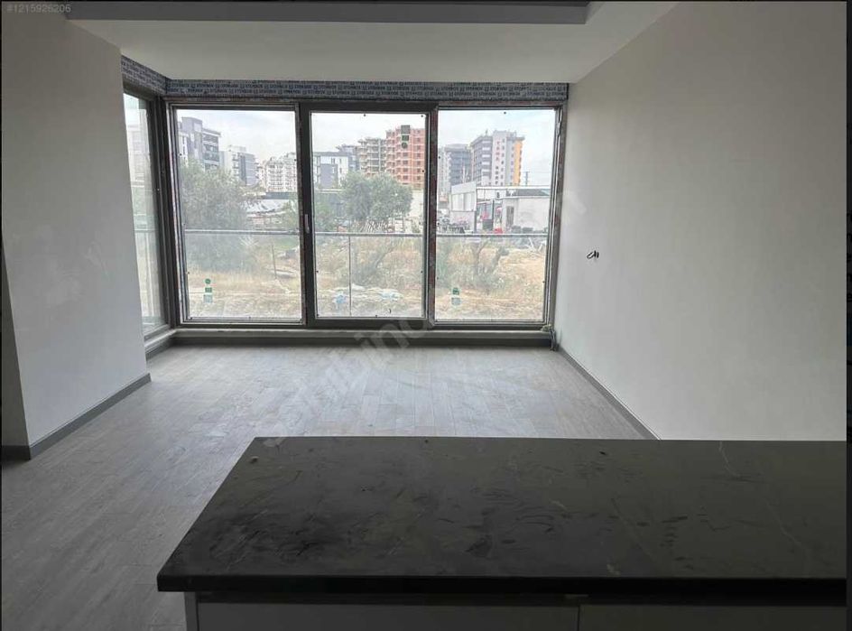 Продава се Двустаен апартамент в Нова Загора - 80 кв.м за 2438 €/кв.м - Снимка #2