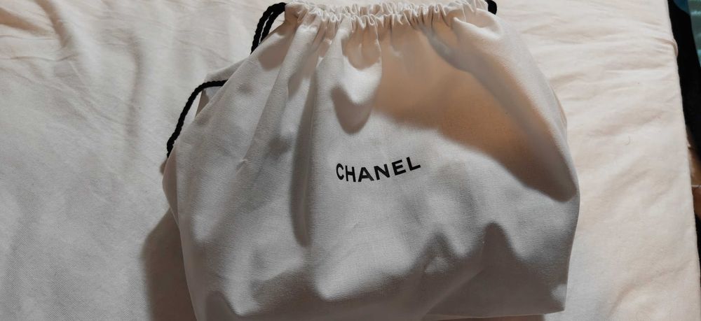 Chanel authentic tweed bag