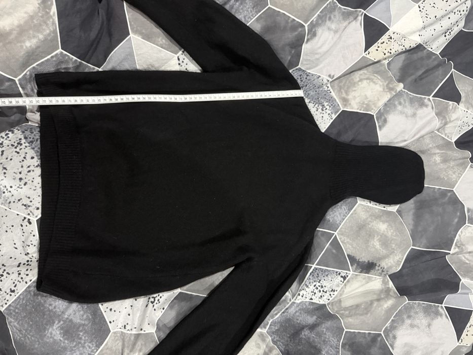 Луда пуловер с маска