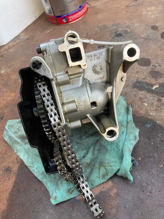 Pompa ulei 1.2 htp benzina Skoda Seat Vw 03D115105 03D103669B