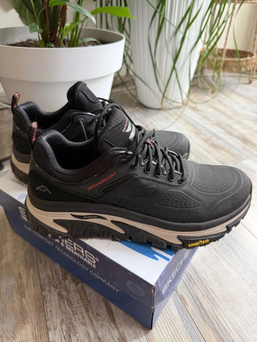 Маратонки Skechers