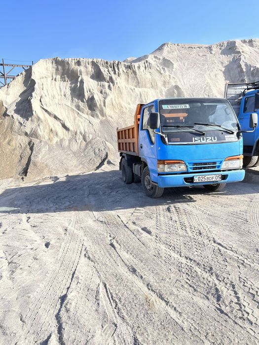 Доставка супучих грузов