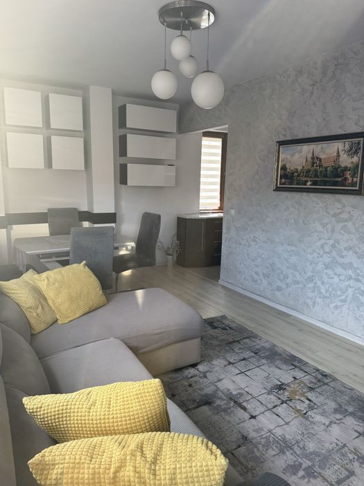 Дава се под наем Тристаен апартамент в Велико Търново, Център - 100 кв.м за 510 € - Снимка #1