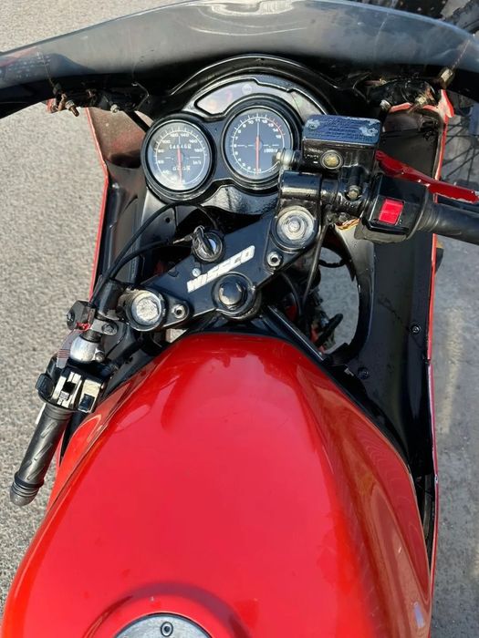 Продам Suzuki RF 400