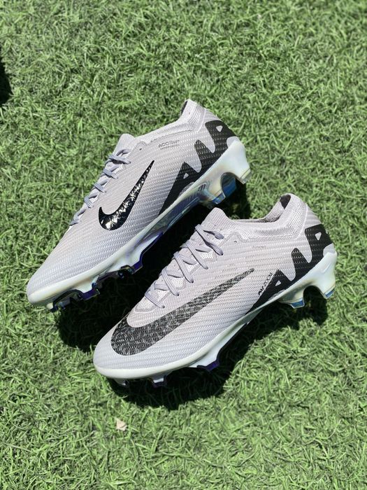 Футбольные бутсы