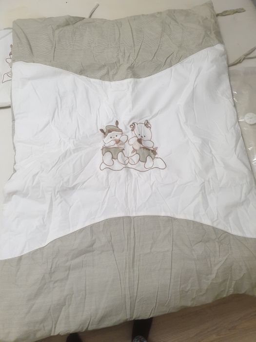 Продам детское одеяло с пододеяльником и бортиками