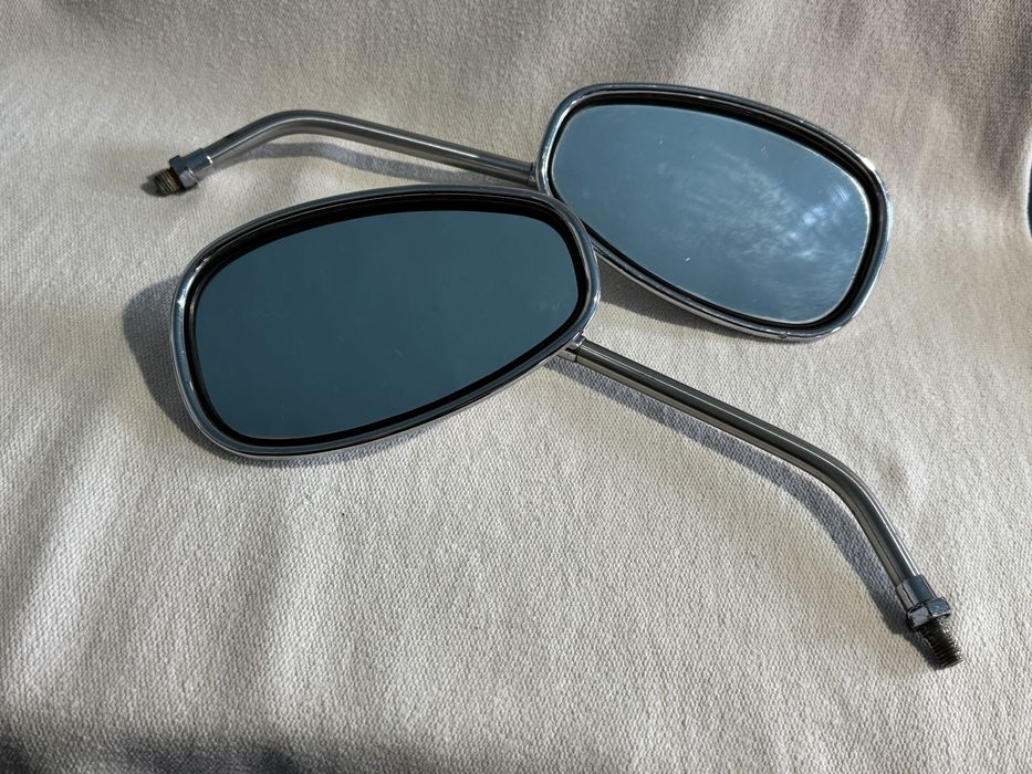 Два броя огледала за мотор