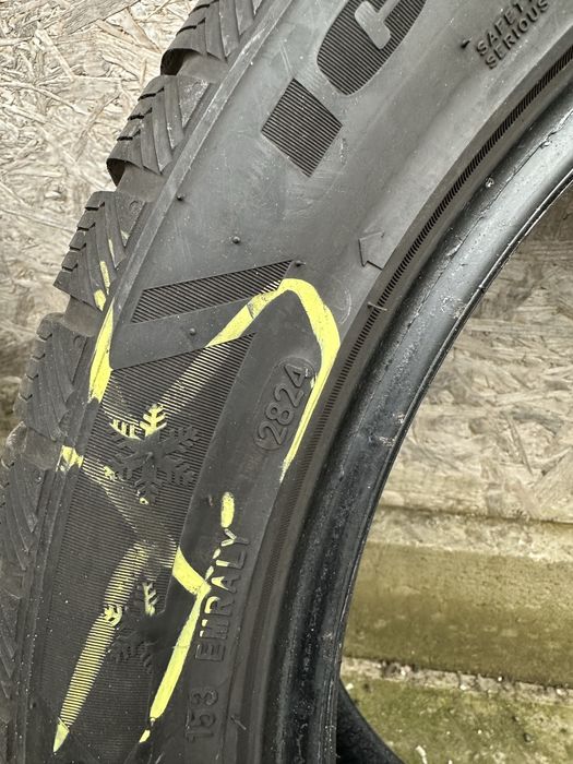 Vand cauciucuri 245 45 18 M+S