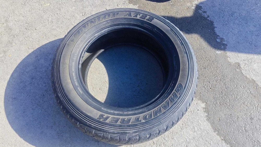 продается резина  265/60/18