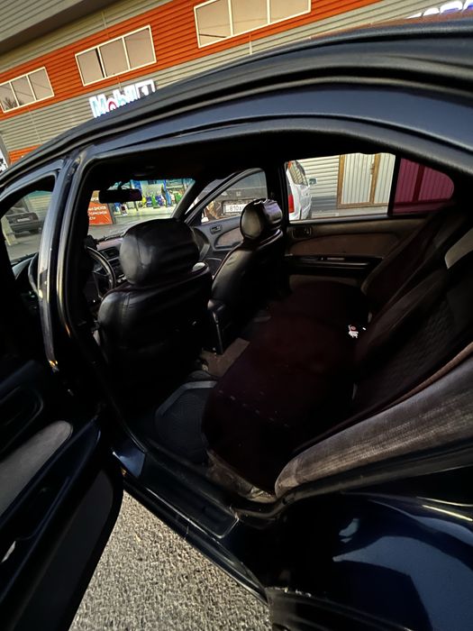 Nisssan maxima A32 1998