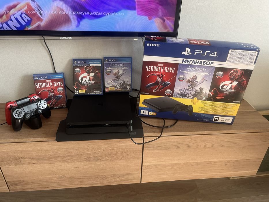 Продам сони плэйстейшен 4