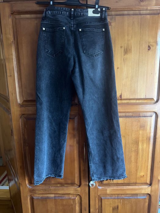 Черни дънки с висока талия