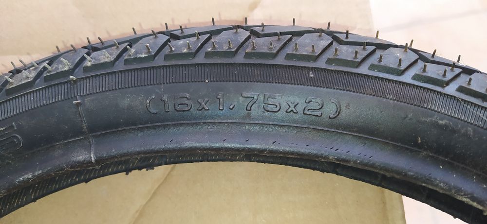 Външна гума за детски велосипед 16 цола