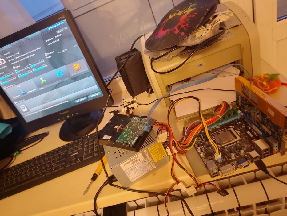 Продам видеокарту 5000