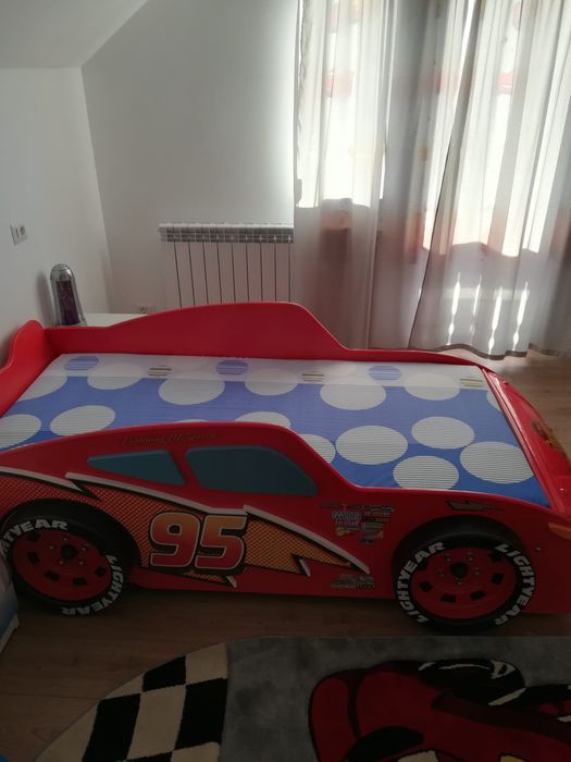 Vând pat copii Fulger Mcqueen