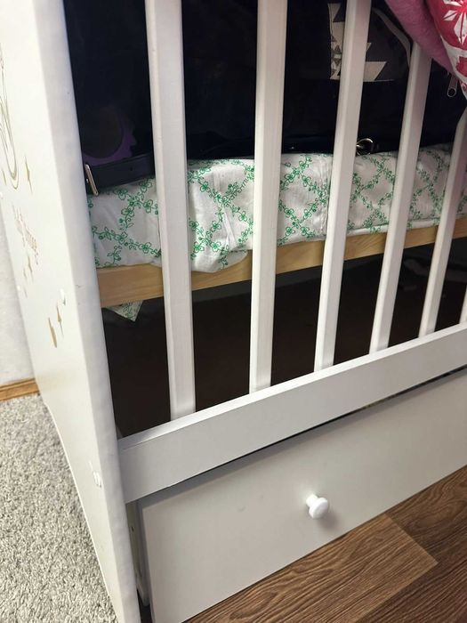 продаю манеж-кровать