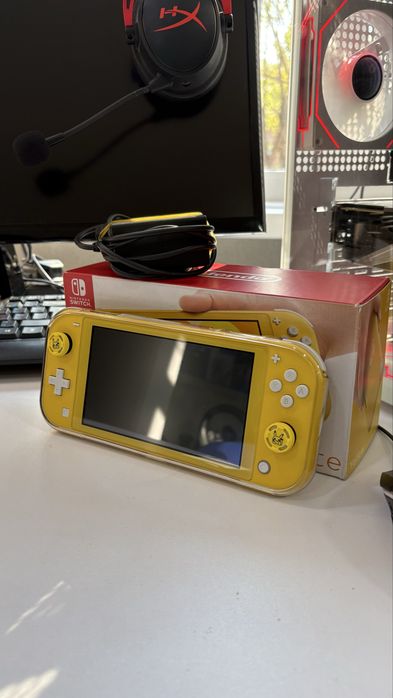 прошитая Nintendo Switch Lite в желтом  цвете/Kefir128 Gb