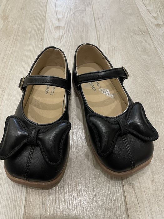 Обувь для девочки