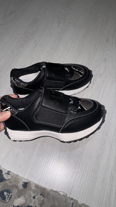 Детская обувь новая