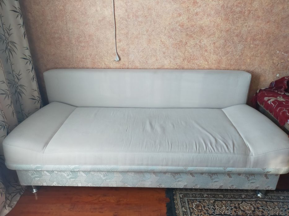 Продаю мягкий уголок