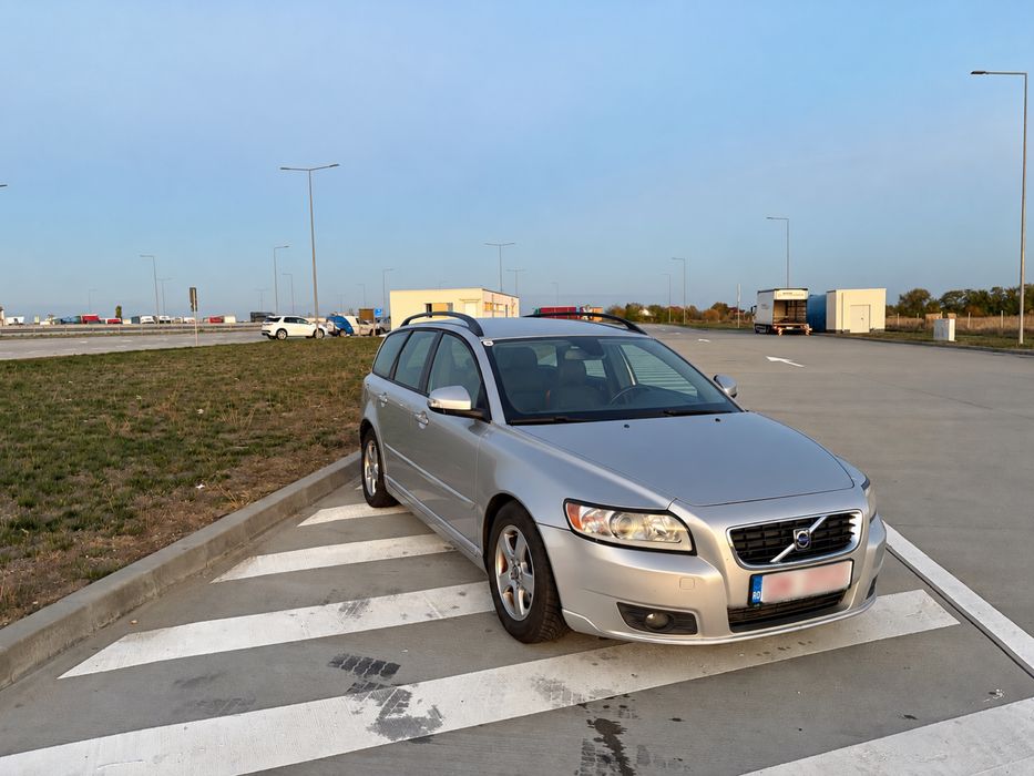 VOLVO V50 2009 — imagine 2