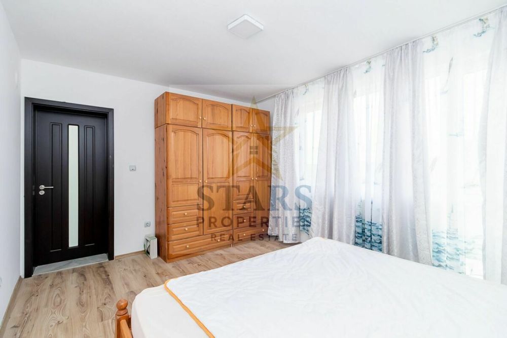 Продава се Къща в с. Орешак, Област Варна - 420 кв.м за 377 €/кв.м - Снимка #14