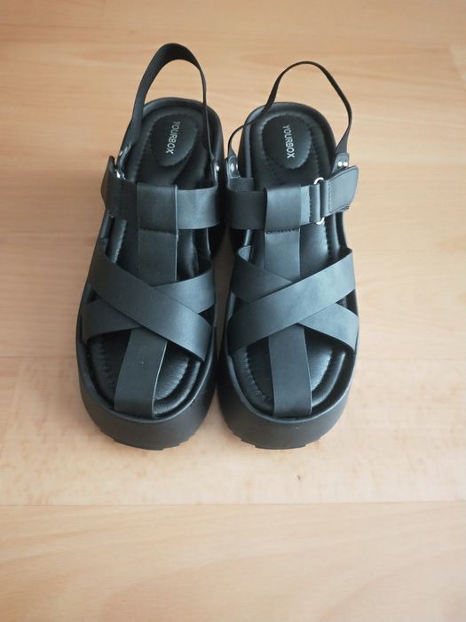 Босоножки на высокой платформе, 39 размер