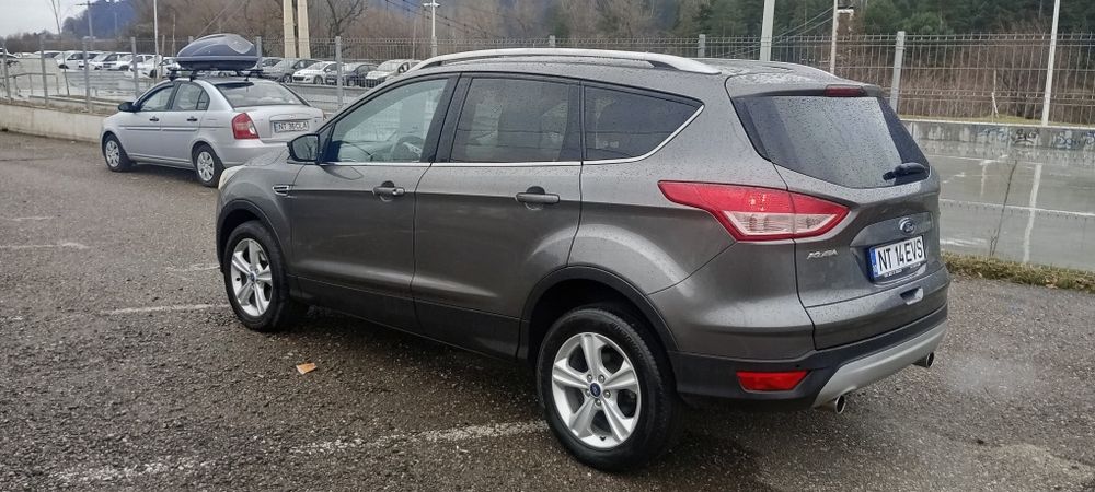 Ford Kuga 4x4 model Titanium Inm Ro 2026