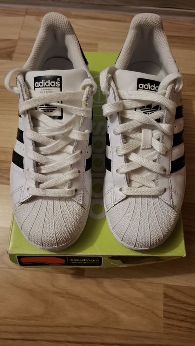 Adidas Superstar