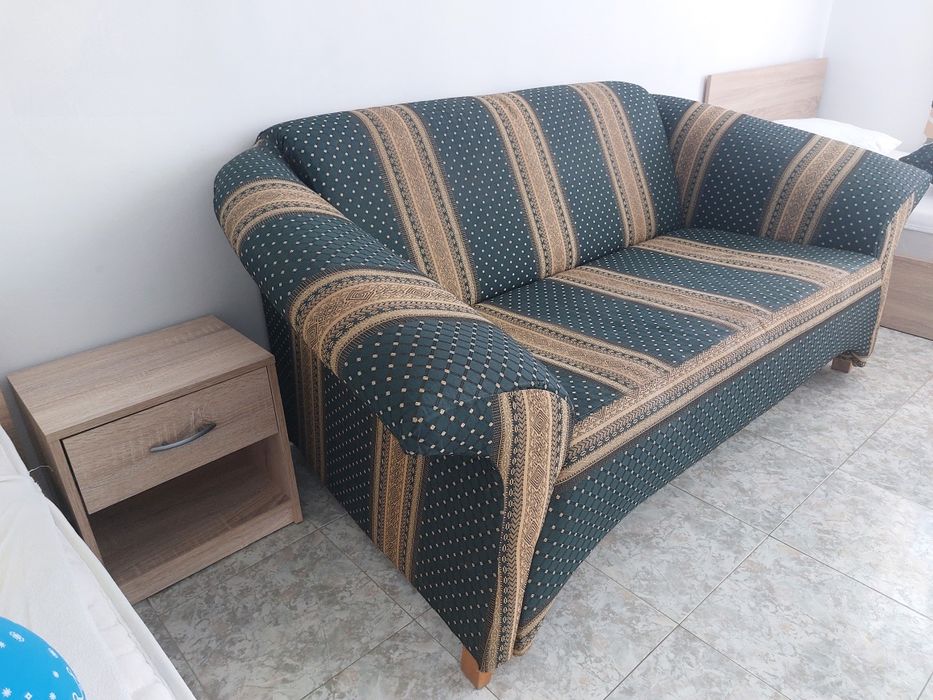 Дивани, кухненски ъгъл, разтегателен ретро диван-канапе