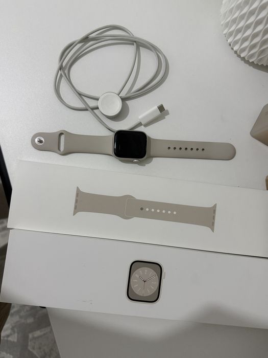 Apple watch 8 series, 41 мм