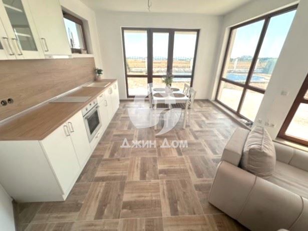 Продава се Къща в Ахелой - 179 кв.м за 1006 €/кв.м - Снимка #2