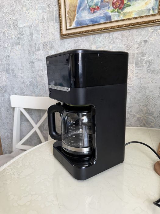 Капельная кофеварка Braun