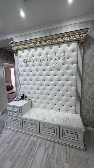 Прихожая вешалка+шкаф