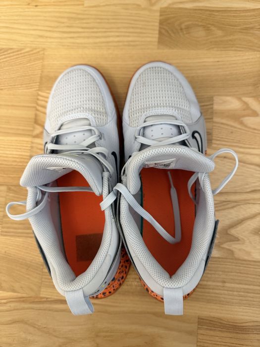 Vând adidași NIKE CROSSCOURT ELECTRIC, marimea 40