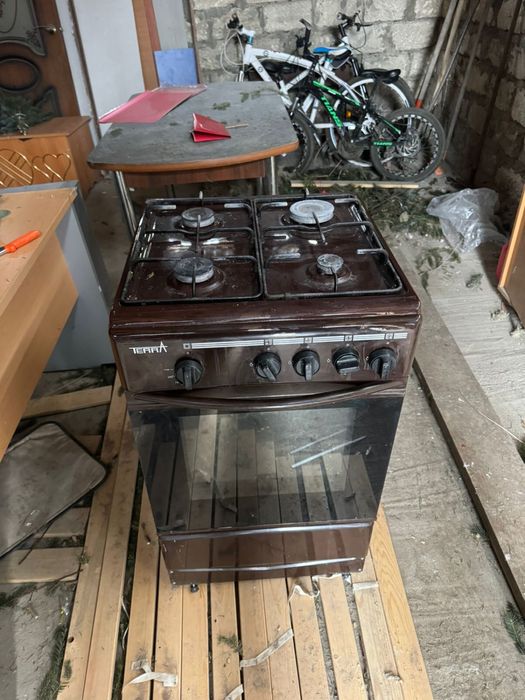 Газ плита. Продам газ плиту.