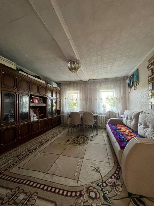 Продается дом в центре с. Явленки