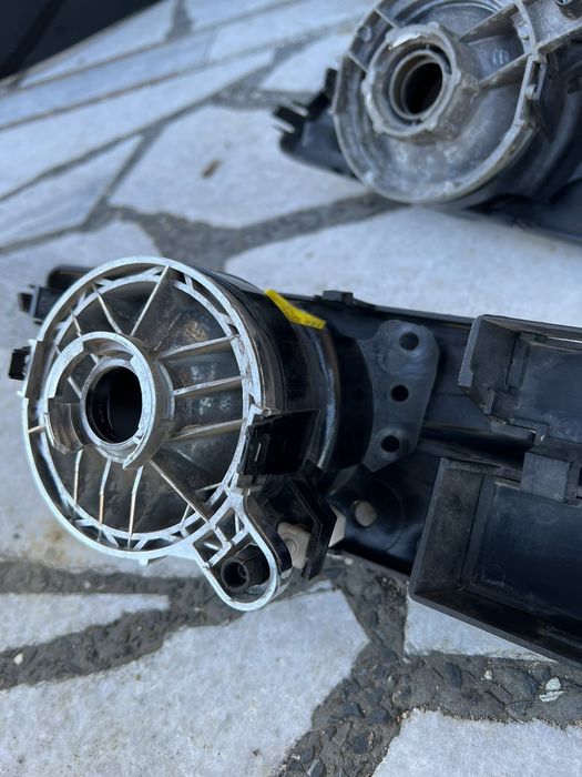 БМВ E60 520i Задна броня, прагове, бъбреци, халогени