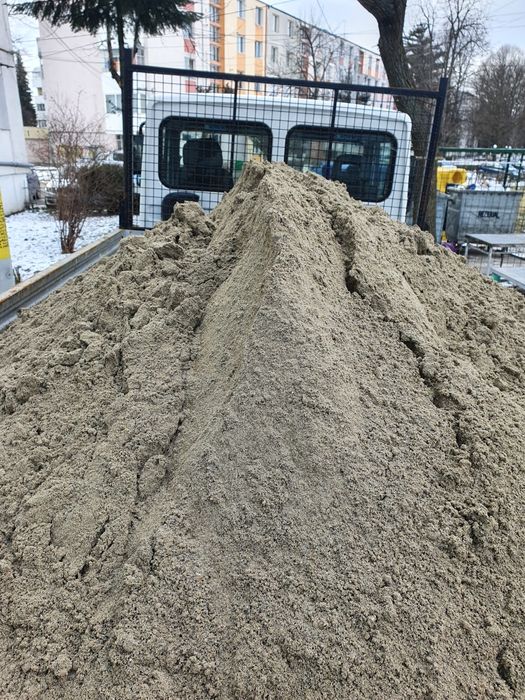Nisip piatra,amestec,sorturi,balastru,bolovani. basculabil